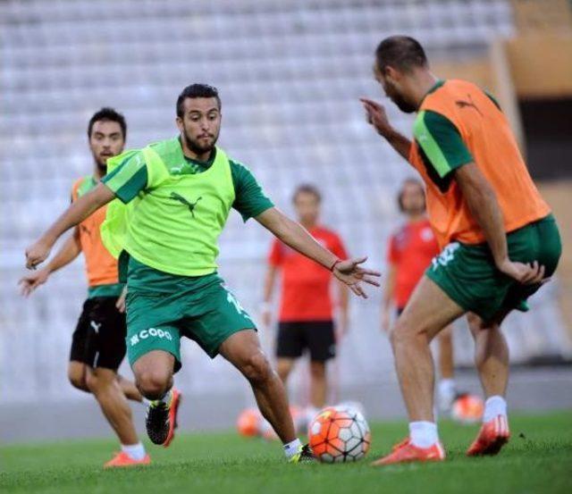 Bursaspor Atatürk Stadı'nda Çalıştı