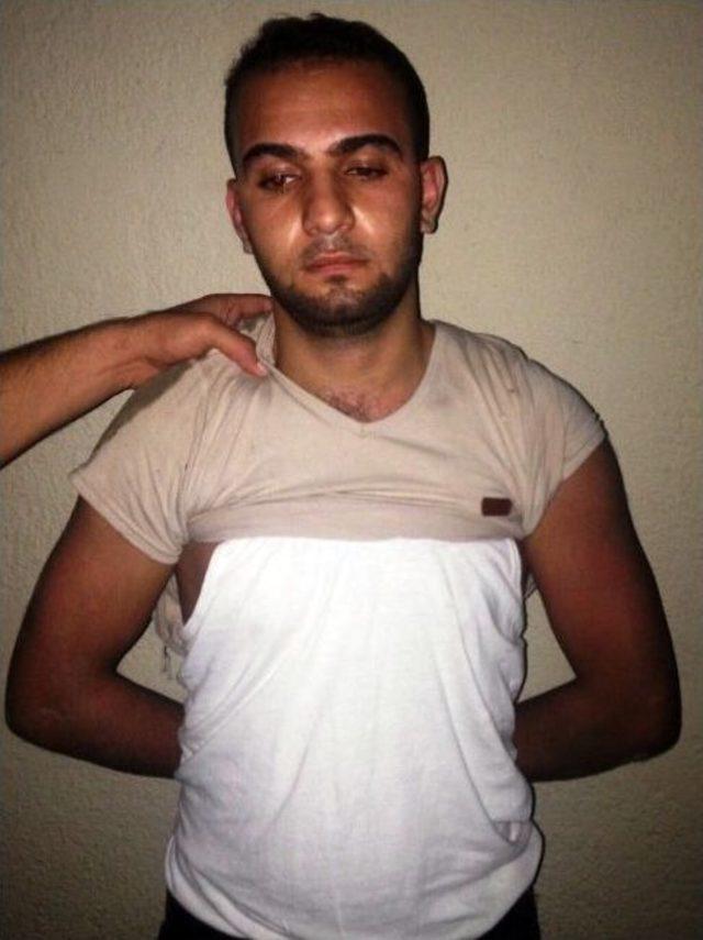 Adana&rsquo;da Polise Ateş A&ccedil;an 2 G&ouml;sterici Bacağından Vuruldu 2