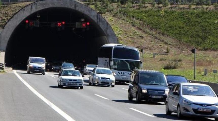 Bolu'da D&ouml;n&uuml;ş Yoğunluğu