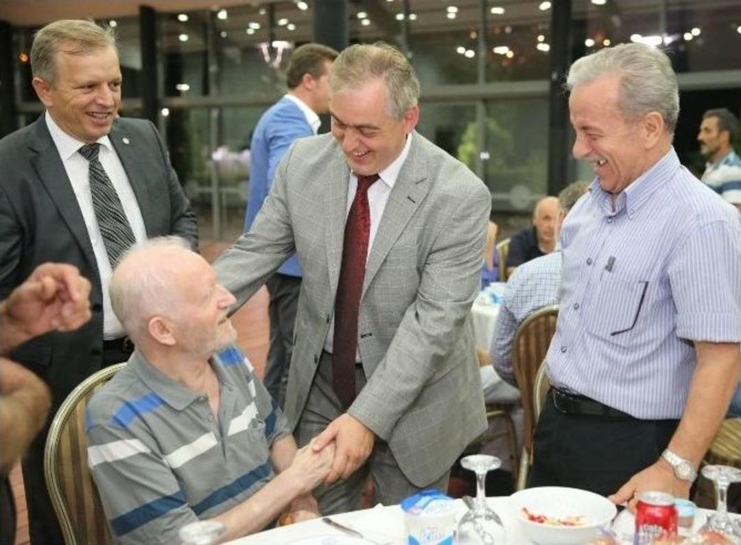 Ey&uuml;p&rsquo;teki Rumelililer &ldquo;1 Kasımda İstikrar&rdquo; Dedi