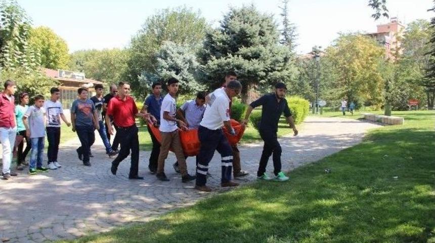 &Ccedil;ocukların Oyun Kavgası Hastanede Son Buldu