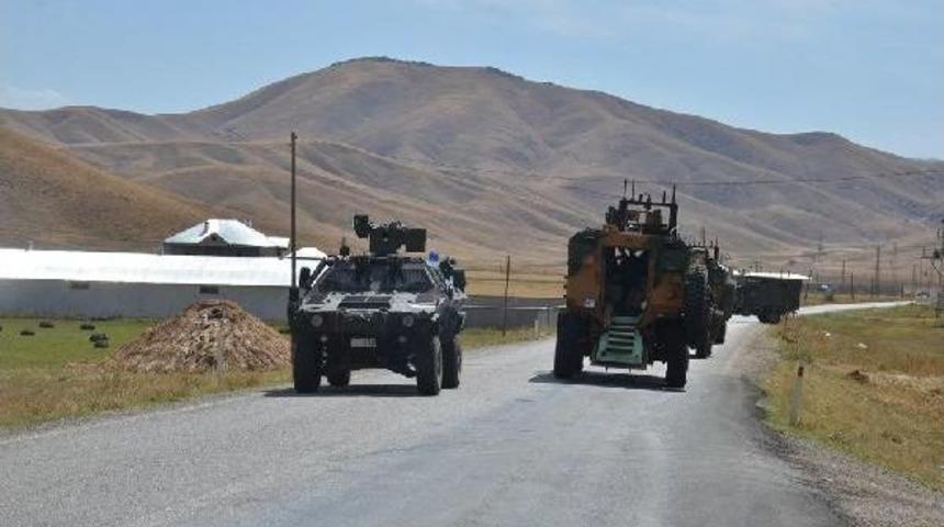 Y&uuml;ksekova'da Yola D&ouml;şenen Mayın F&uuml;nye Ile Etkisiz Hale Getirildi