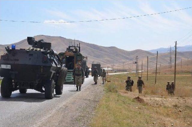 Y&uuml;ksekova da Yola D&ouml;şenen Mayın F&uuml;nye Ile Etkisiz Hale Getirildi 1