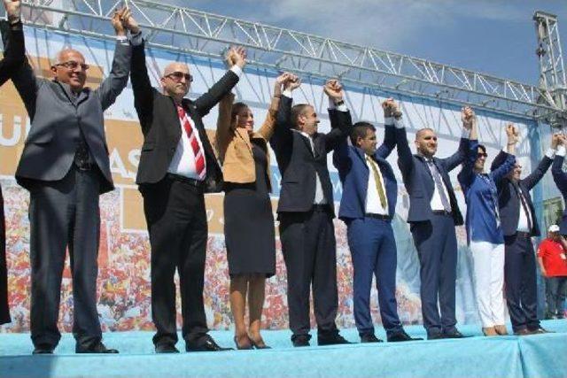 Binali Yıldırım: İlk Günkü Aşkla Fundo Bismillah