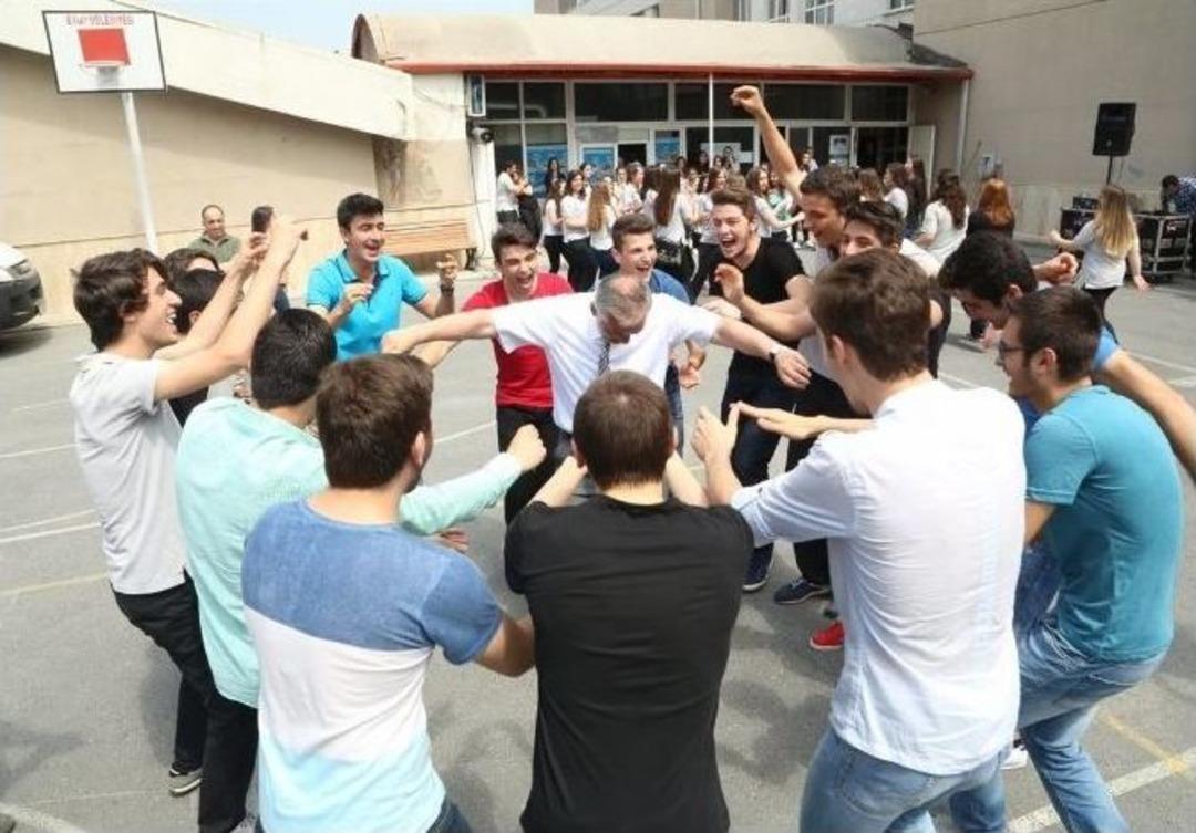 Ey&uuml;p&rsquo;te Okullar Eğitime Hazır