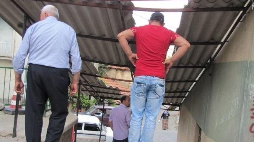 &Ccedil;atılardaki Hasarlar Hala Giderilmedi