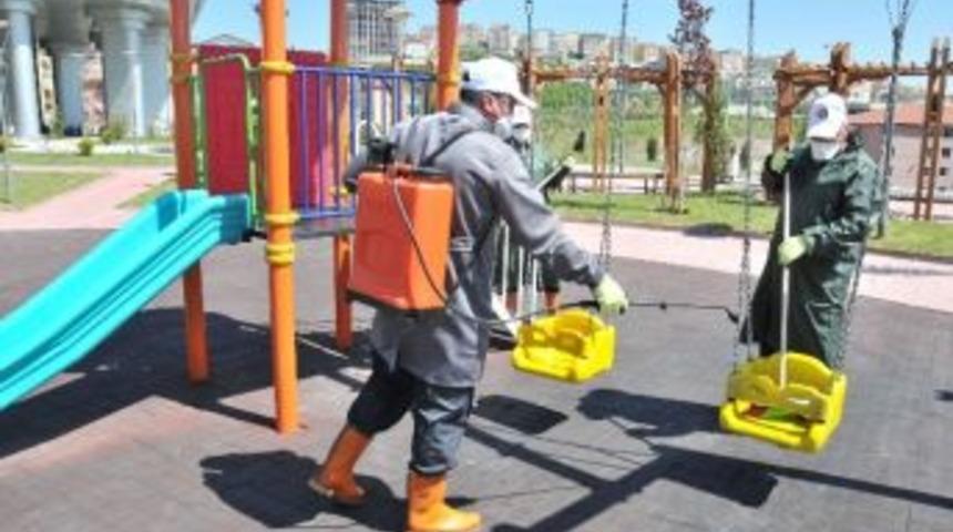 Ke&ccedil;i&ouml;ren Belediyesi&rsquo;nden Oyun Parklarına &ldquo;anne &Ouml;zeni&rdquo;