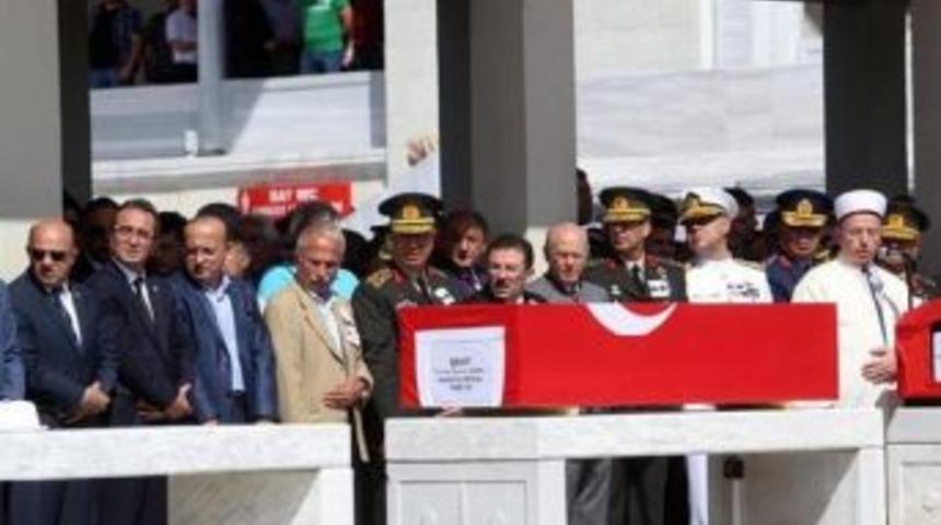 Major Killed In Pkk Attack Laid To Rest In Ankara