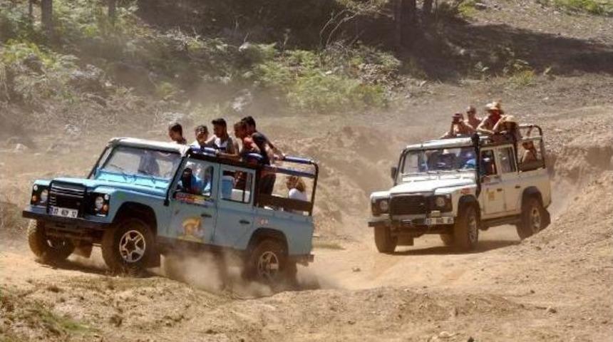 Alanya'da Yılda 250 Bin Turist Safari Yapıyor