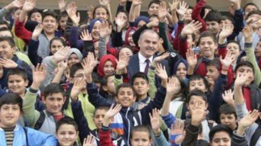 Başkan G&uuml;rlesin&rsquo;den Eğitim &Ouml;ğretim Mesajı