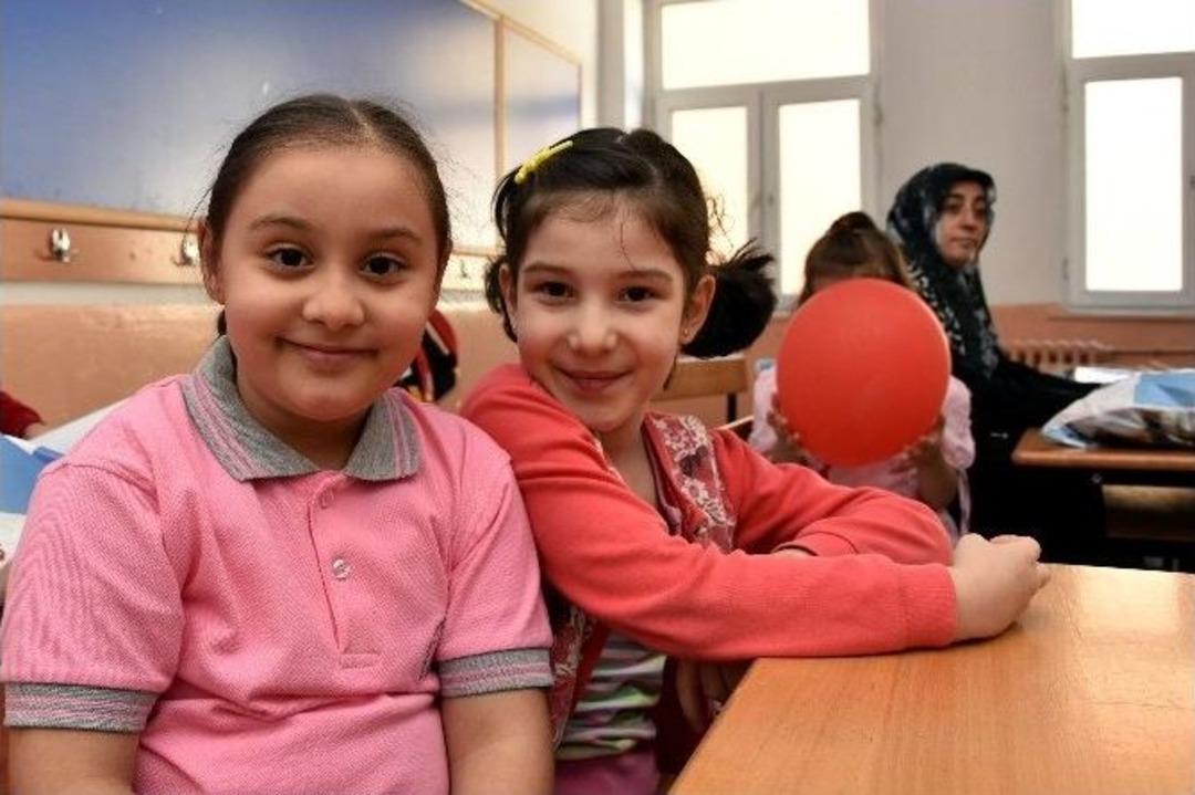 G&uuml;m&uuml;şhane&rsquo;de İlk&ouml;ğretim Haftası Kutlamaları Başladı