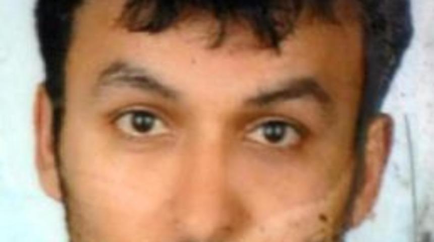 Annesi Ve Kızkardeşi Gibi Intihar Etti