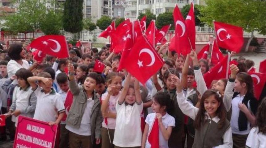 Vali Şahin&rsquo;Den Uzun Tatil Eleştirisi