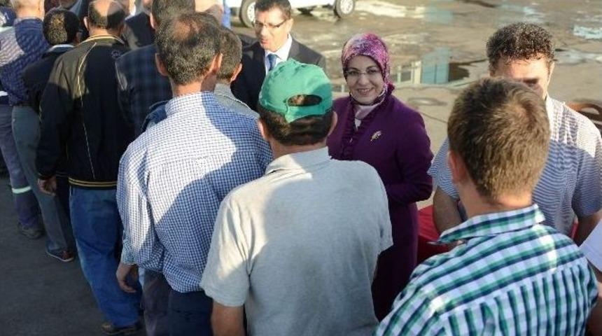 Başka Toru Belediye &Ccedil;alışanlarıyla Bayramlaştı