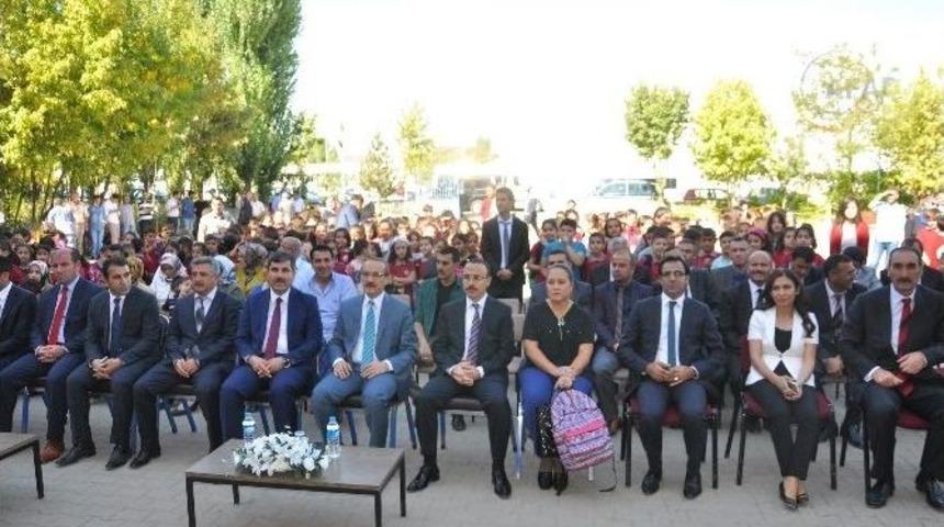 Muş&rsquo;ta Eğitim &Ouml;ğretim Yılı T&ouml;renle Başladı