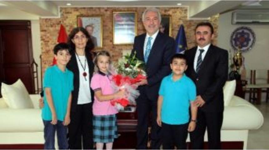 Orgenaral Asım G&uuml;nd&uuml;z İlk&ouml;ğretim Okulu&rsquo;ndan Başkan&rsquo;a Ziyaret