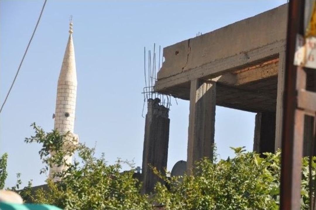 Silopi&rsquo;de Askere Saldırı: 2 Yaralı