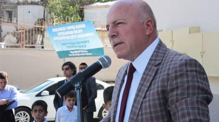 Sekmen: &ldquo;b&uuml;y&uuml;kşehir Belediyesi Olarak Okullarımıza B&uuml;y&uuml;k &Ouml;nem Veriyoruz&rdquo;