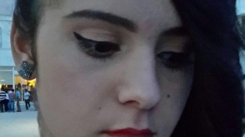 Otomobilin &Ccedil;arptığı &Ccedil;ocuk Hayata 5 G&uuml;n Tutunabildi