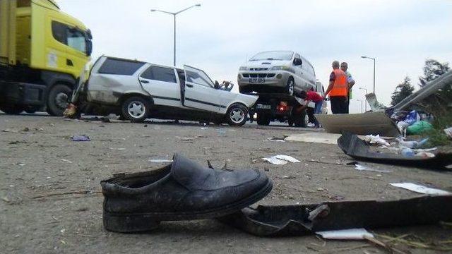 Tem Otoyolu’nda Trafik Kazası: 1’i Çocuk 7 Yaralı