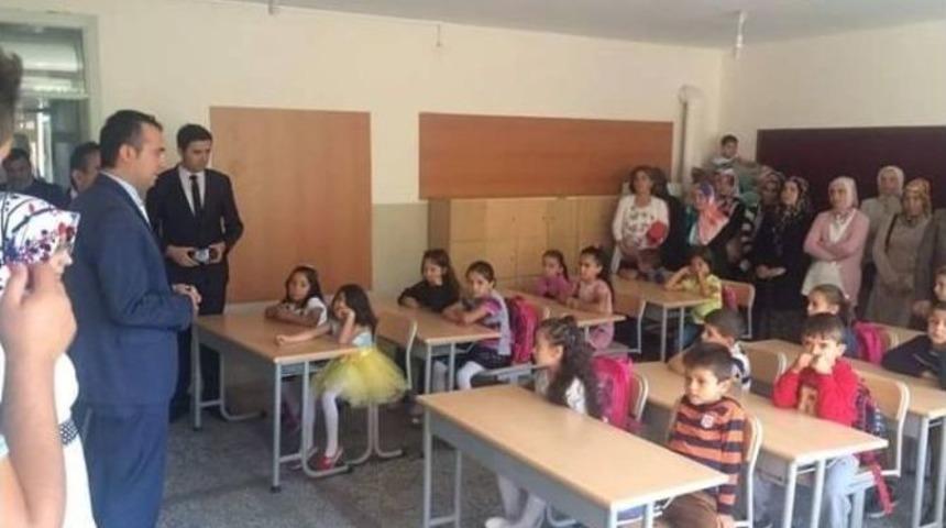 Kaymakam Işık İlk Ders Zilini &Ccedil;aldı