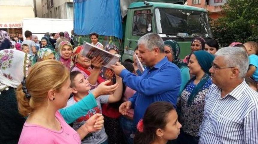 Mhp'li Vekilin Kırtasiye Dağıttı &Ccedil;ocuklar 'bozkurt' Işareti Yaptı