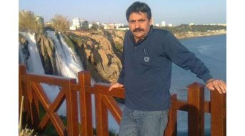 Ayrı Yaşadığı Eşini Pompalı T&uuml;fekle &Ouml;ld&uuml;ren Eski Mhp Meclis &Uuml;yesi İntihar Etti