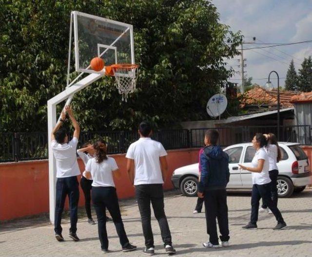 Muğla'da Lisenin Sanayi Sitesi Yakınına Taşınmasına Tepki