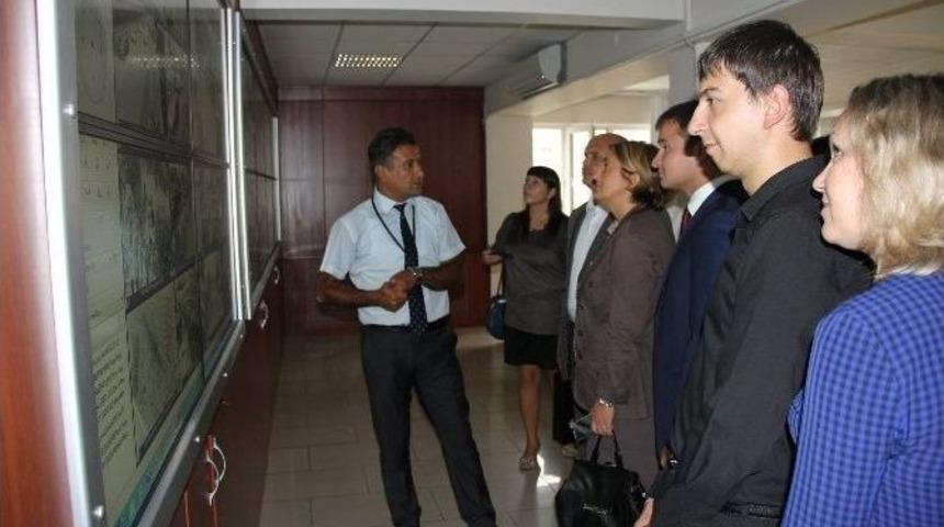 Tataristan &Ouml;ğrenci Heyetinden İl Emniyet M&uuml;d&uuml;r&uuml; Şahin&rsquo;e Ziyaret