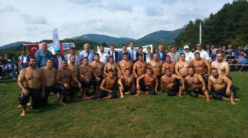 Bulgaristan&rsquo;da Koca Yusuf&rsquo;un Ruhu Şad Oldu