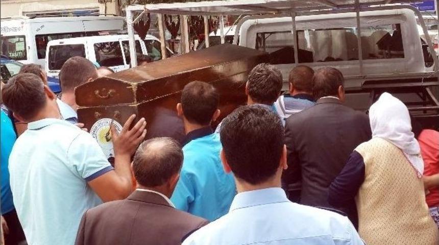 Kazada Yaralanan Gen&ccedil; Tedaviyi Kabul Etmeyince Hayatını Kaybetti