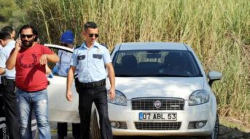 Boşanmak Isteyen Eşini &Ouml;ld&uuml;rd&uuml;, Intihar Etti (2)