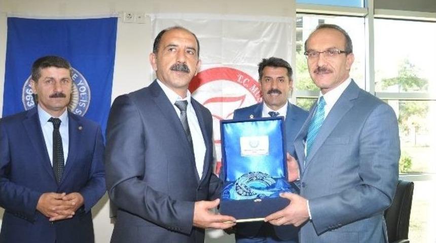 Vali Yavuz &Ouml;zel İdare &Ccedil;alışanlarıyla Bir Araya Geldi