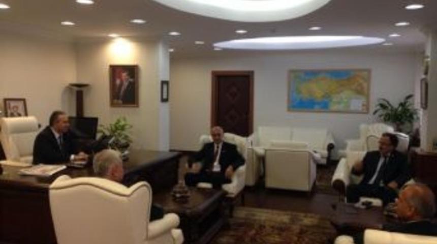 Chp Milletvekili Adayları Kurum M&uuml;d&uuml;rlerini Ziyaret Ediyor