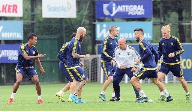 Fenerbah&ccedil;e&rsquo;de Celtıc Mesaisi S&uuml;r&uuml;yor 2