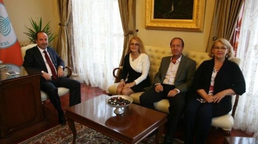 Piteşti&rsquo;den Edirne Belediye Bandosuna &Ouml;vg&uuml;