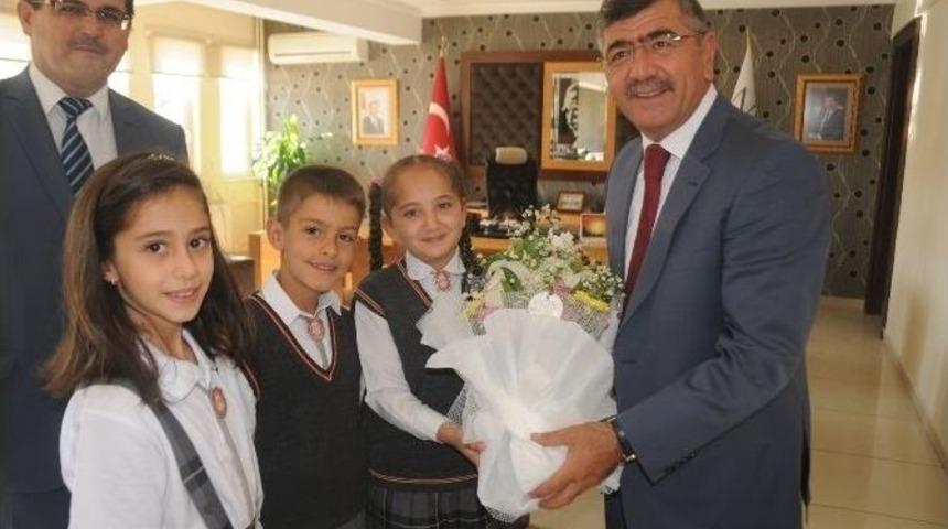 Niğde Belediye Başkanı Faruk Akdoğandan &ldquo;eğitim &Ouml;ğretim Yılı Hayırlı Olsun&rdquo; Ziyareti