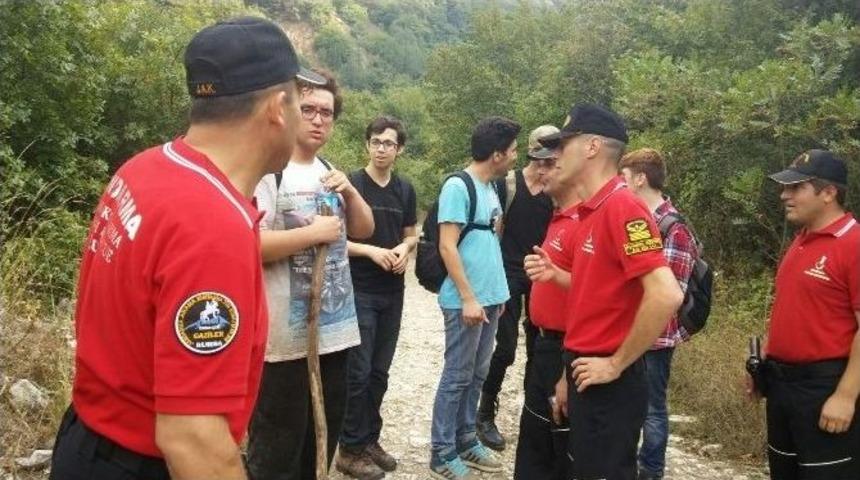 Kaybolan 13 Kişiyi Jandarma Buldu