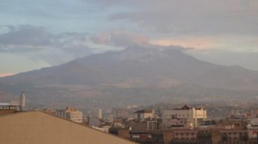 Erciyes&rsquo;e Kar Yağdı