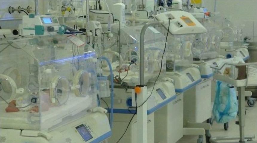 &Ccedil;iftin Altız Bebek Sevinci Kursağında Kaldı