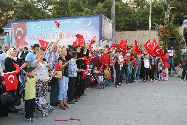 Dünya Güreş Şampiyonu Rıza Kayaalp, Memleketinde Mehter Takımı İle Karşılandı