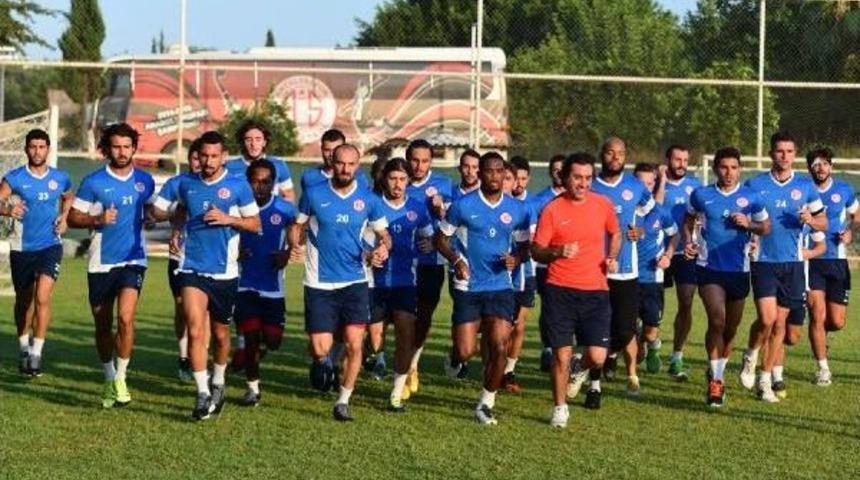 Antalyaspor Teknik Antren&ouml;r&uuml; Şimşek: Net, Yeneceğiz