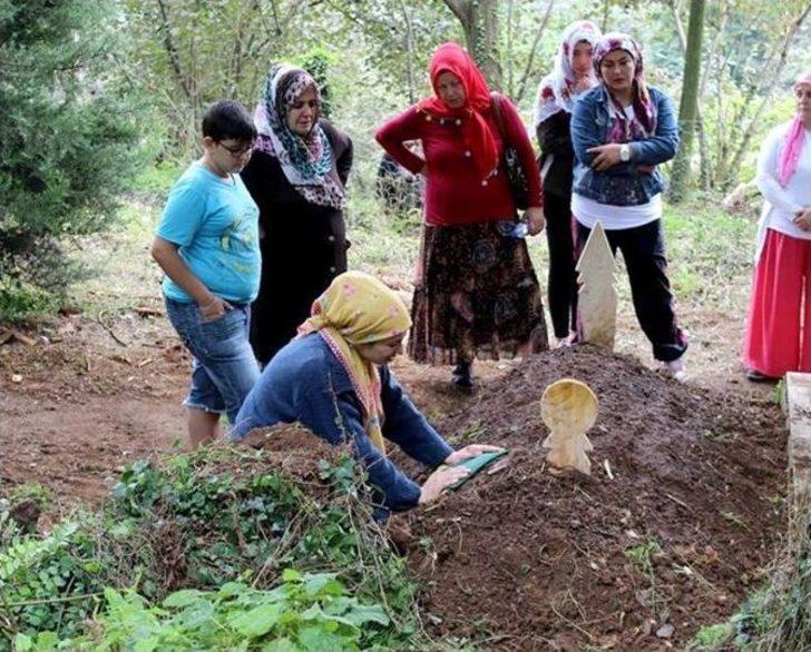 Kaza Kurşunu Kurbanı Toprağa Verildi G4