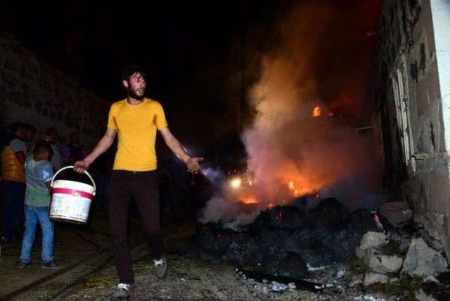 Alevlerin Sardığı Güzelova Köyünde Can Pazarı