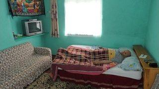 (özel Haber) Akülü Tekerlekli Sandalyesi Var Ama Gidecek Yolu Yok