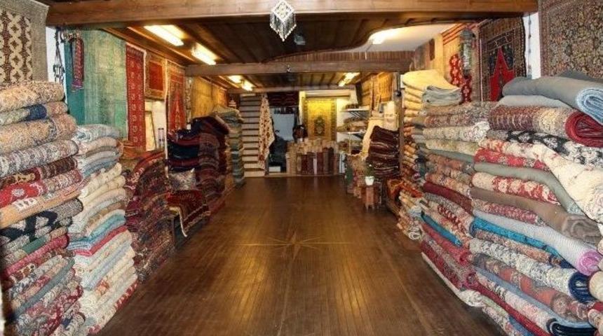 (&ouml;zel Haber) Marmaris&rsquo;in Son Halıcısı Teknolojiye Direniyor