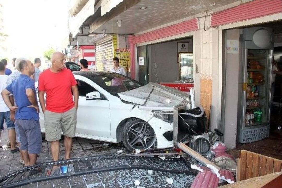 İşyerine &Ouml;nce Otomobil, Sonra Zabıta Daldı