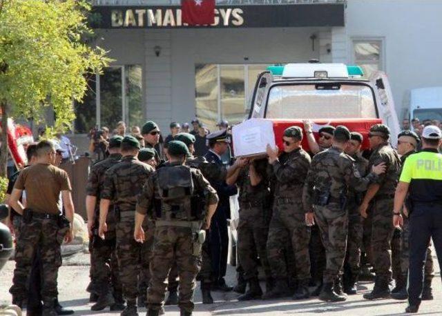 Şehit Polisin Cenazesi Memleketine Gönderildi