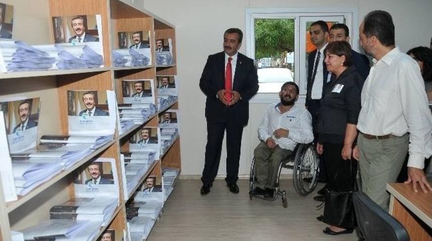 G&ouml;rme Engelliler İ&ccedil;in K&uuml;t&uuml;phane Ve Fitness Salonu Hizmete Girdi