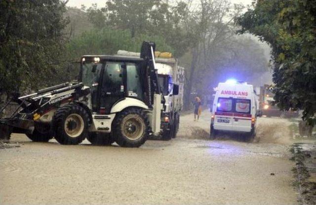 Şiddetli Sağnak Sapanca'yı Vurdu